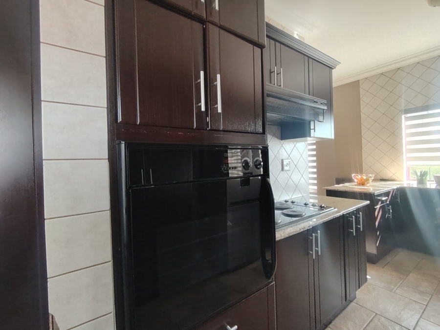 3 Bedroom Property for Sale in Pentagon Park Free State